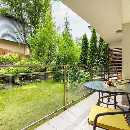Przestronne W Zakopanem Z Trzema Sypialniami I Parkingiem By Renters * Zakopane