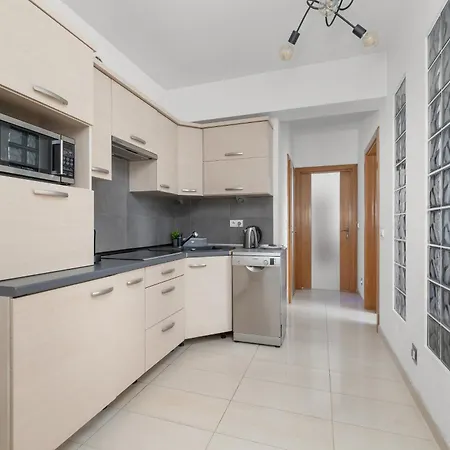 Apartment Przestronne W Zakopanem Z Trzema Sypialniami I Parkingiem By Renters Zakopane