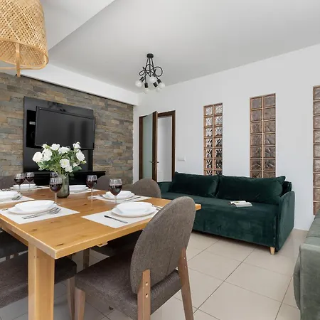 Apartment Przestronne W Zakopanem Z Parkingiem By Renters